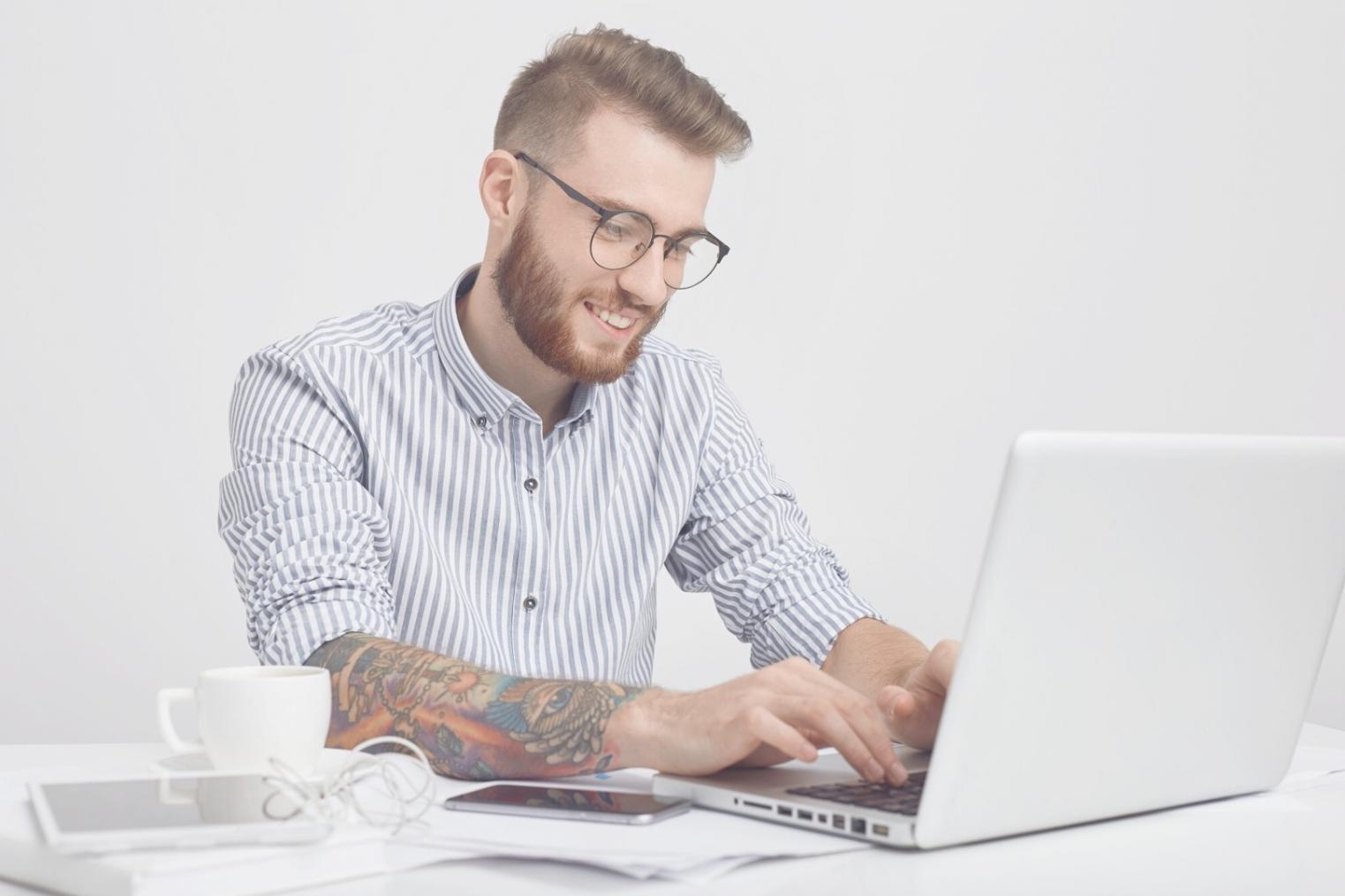 Design studio environment with team collaboration on mobile interface projects